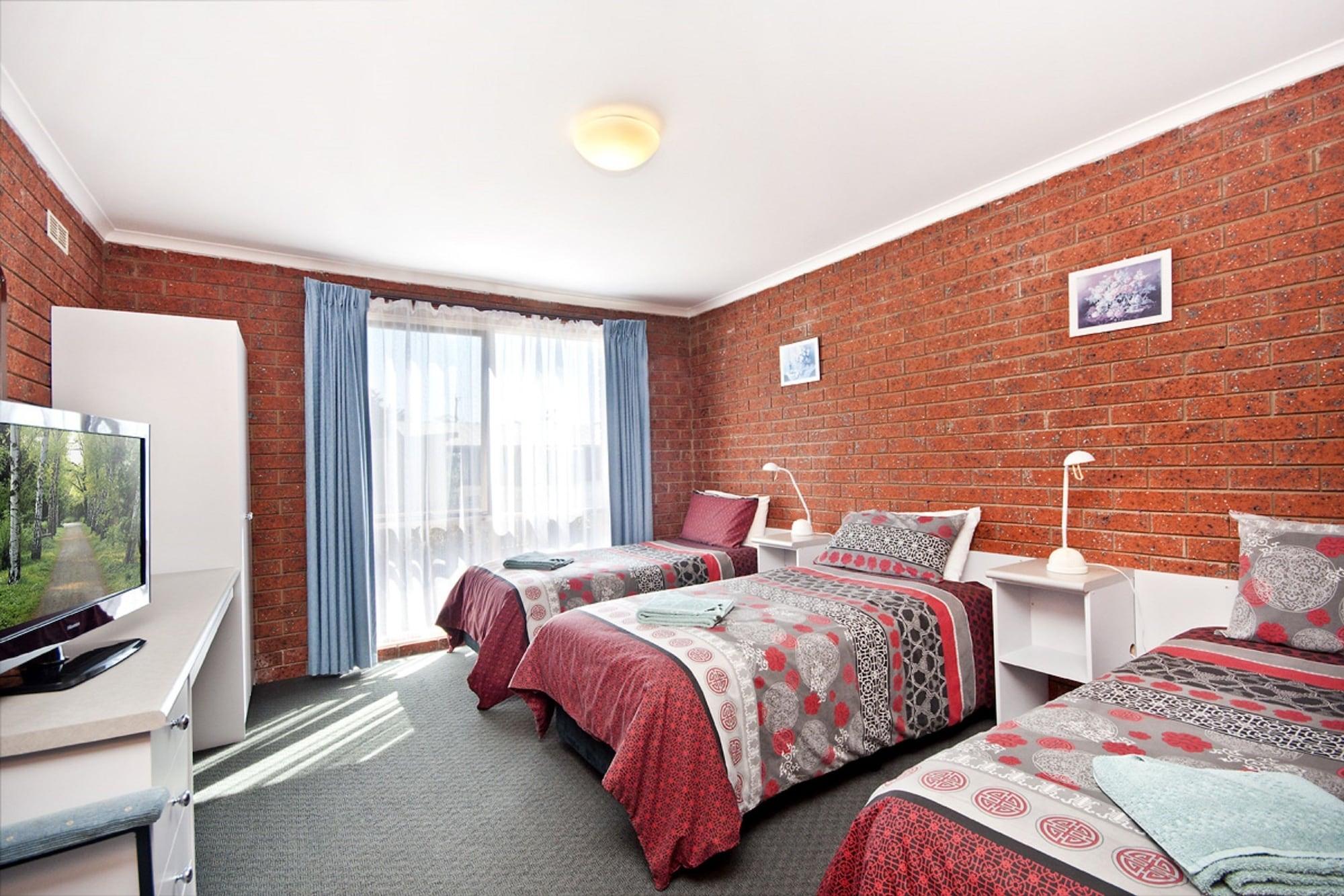 Whalers Rest Motor Inn Портланд Екстериор снимка