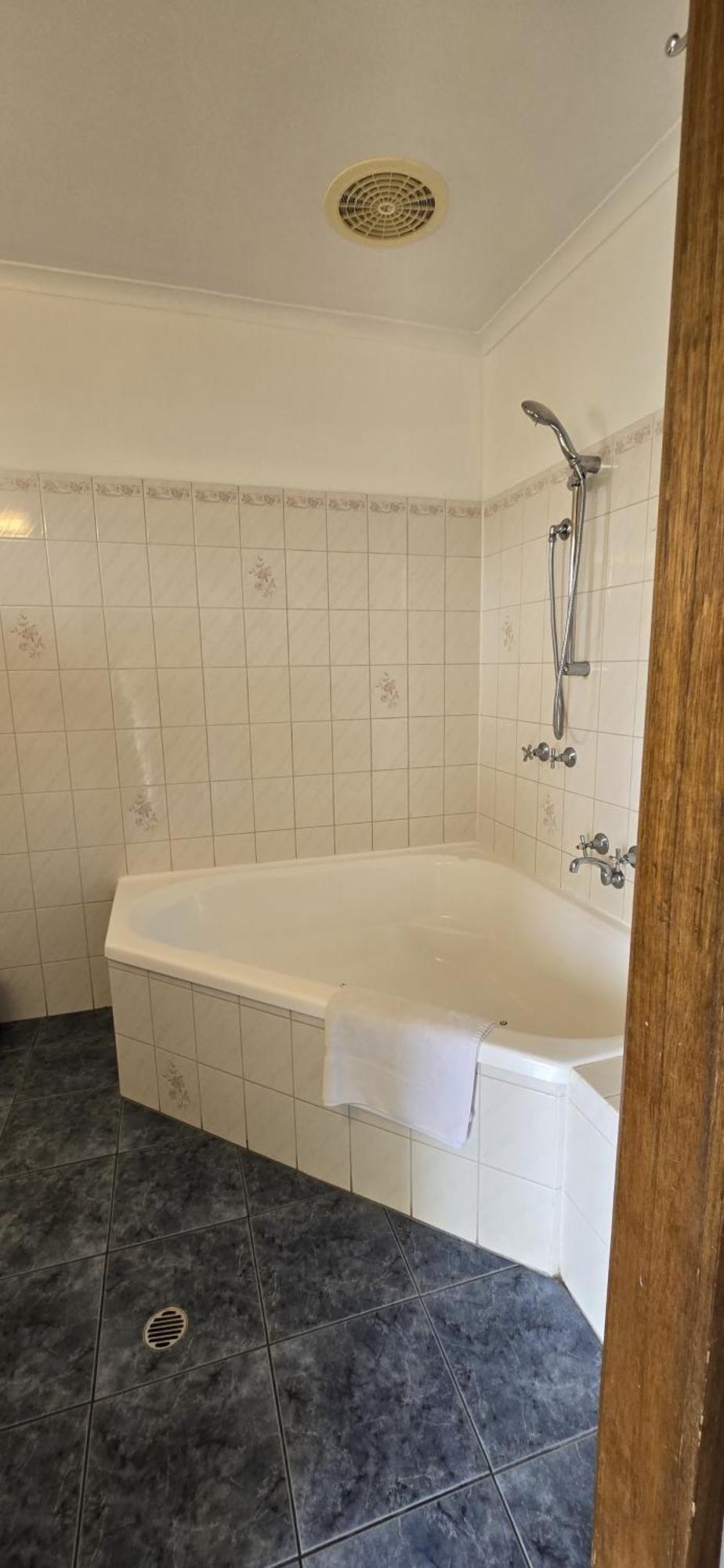 Whalers Rest Motor Inn Портланд Екстериор снимка